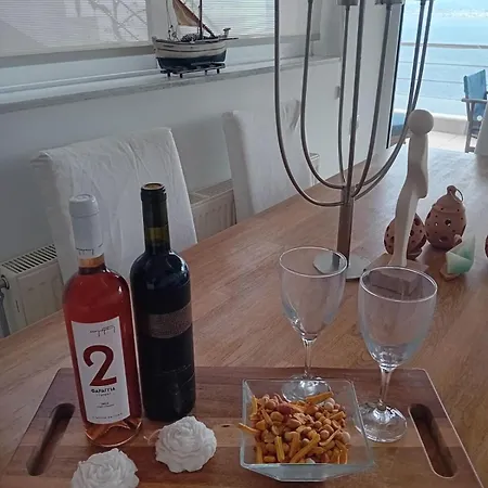 Artemisia Malibu Style Town House Sleep 6 Heraklion (Crete)